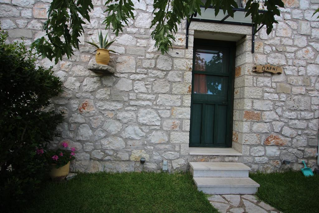 Sivros Stone Cottages Eksteriør bilde